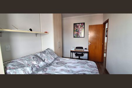 Apartamento à venda com 64m², 2 quartos e 2 vagasSuíte 
