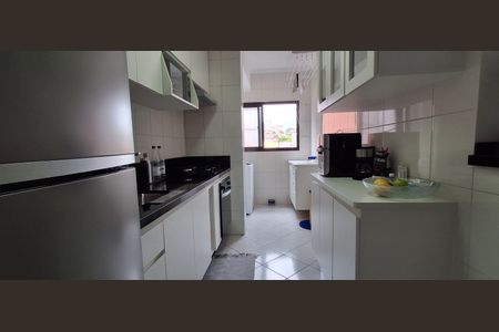 Apartamento à venda com 64m², 2 quartos e 2 vagasCozinha 