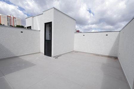 Apartamento à venda com 121m², 2 quartos e 2 vagasCobertura