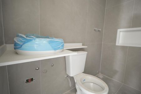 Apartamento à venda com 121m², 2 quartos e 2 vagasBanheiro