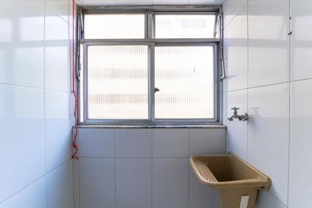 Apartamento para alugar com 55m², 2 quartos e sem vagaCozinha e Área de Serviço