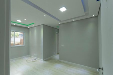 Sala de apartamento para alugar com 2 quartos, 50m² em Vila Odin, Sorocaba