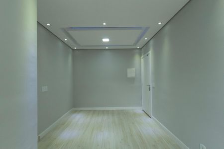 Sala de apartamento para alugar com 2 quartos, 50m² em Vila Odin, Sorocaba