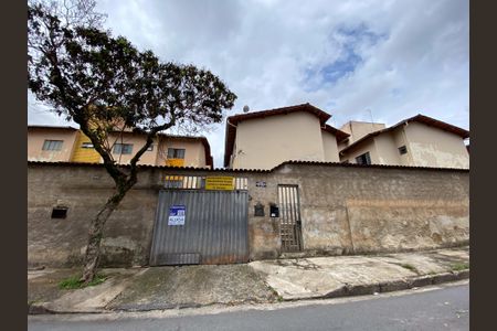 Apartamento para alugar com 2 quartos, 55m² em Flávio Marques Lisboa, Belo Horizonte