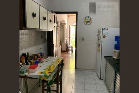 Casa à venda com 3 quartos, 192m² em Liberdade, São Paulo