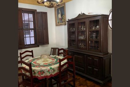 Casa à venda com 3 quartos, 192m² em Liberdade, São Paulo