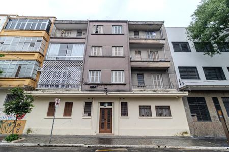 Apartamento para alugar com 40m², 2 quartos e sem vaga Apartamento para alugar com 40m², 2 quartos e sem vagaFachada