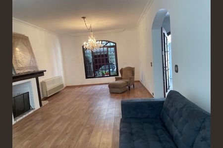 Casa à venda com 4 quartos, 317m² em Jardim Cordeiro, São Paulo