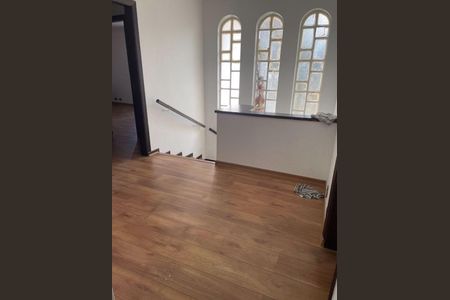 Casa à venda com 4 quartos, 317m² em Jardim Cordeiro, São Paulo