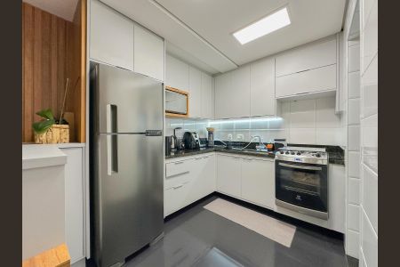 Apartamento para alugar com 80m², 2 quartos e 2 vagasCozinha