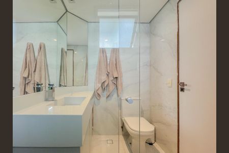 Apartamento para alugar com 80m², 2 quartos e 2 vagasBanheiro