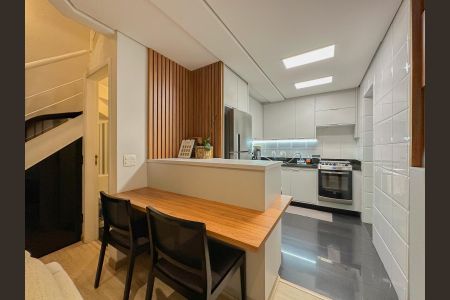 Apartamento para alugar com 80m², 2 quartos e 2 vagasSala
