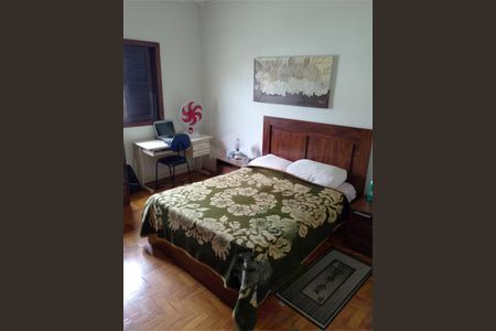 Casa de Condomínio à venda com 3 quartos, 145m² em Vila Bertioga, São Paulo