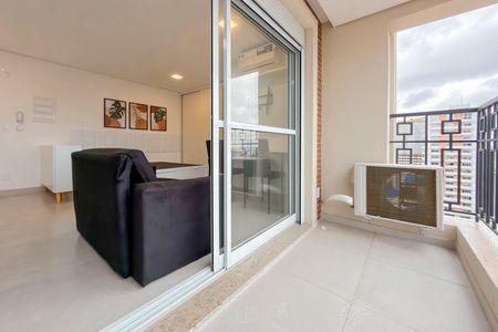 Varanda de kitnet/studio para alugar com 1 quarto, 31m² em Vila Dom Pedro I, São Paulo