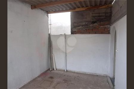 Casa à venda com 3 quartos, 242m² em Vila Bancaria, São Paulo