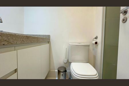 Apartamento para alugar com 44m², 1 quarto e 1 vaga Apartamento para alugar com 44m², 1 quarto e 1 vagaBanheiro da Suíte