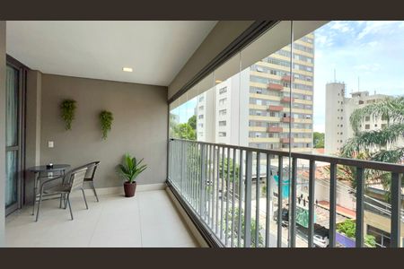 Apartamento para alugar com 44m², 1 quarto e 1 vaga Apartamento para alugar com 44m², 1 quarto e 1 vagaVaranda