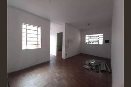 Casa à venda com 3 quartos, 220m² em Mirandópolis, São Paulo