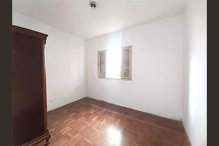 Casa à venda com 3 quartos, 220m² em Mirandópolis, São Paulo