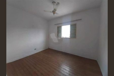 Casa à venda com 3 quartos, 220m² em Mirandópolis, São Paulo