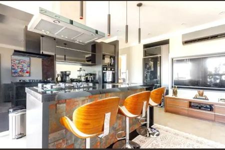 Apartamento à venda com 2 quartos, 84m² em Vila Olímpia, São Paulo