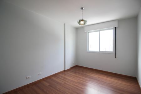 Apartamento à venda com 116m², 3 quartos e 2 vagasQuarto 2