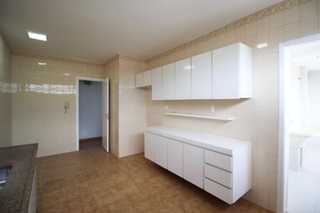 Apartamento à venda com 116m², 3 quartos e 2 vagasCozinha