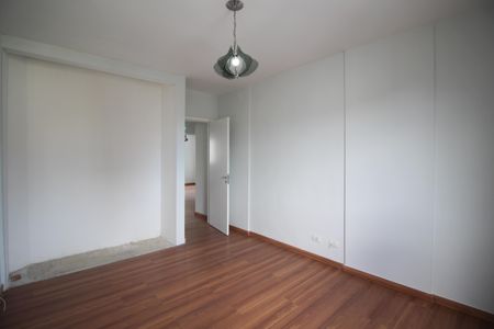 Apartamento à venda com 116m², 3 quartos e 2 vagasQuarto 3