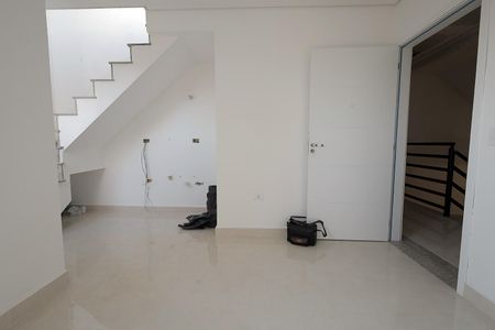 Apartamento à venda com 96m², 2 quartos e 1 vaga Apartamento à venda com 96m², 2 quartos e 1 vagaSala