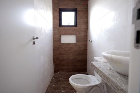 Apartamento à venda com 107m², 2 quartos e 2 vagasBanheiro Suíte