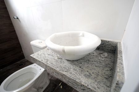 Apartamento à venda com 107m², 2 quartos e 2 vagasBanheiro Suíte