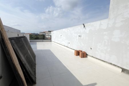 Apartamento à venda com 107m², 2 quartos e 2 vagasCobertura