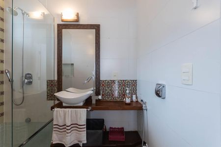 Apartamento à venda com 60m², 2 quartos e sem vagaBanheiro social