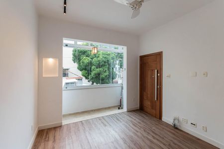 Apartamento à venda com 60m², 2 quartos e sem vagaSala