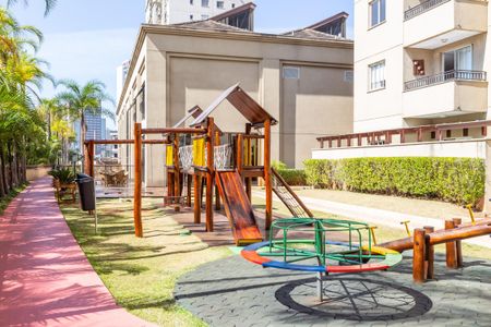 Apartamento para alugar com 45m², 1 quarto e 1 vaga Apartamento para alugar com 45m², 1 quarto e 1 vagaÁrea comum - Playground