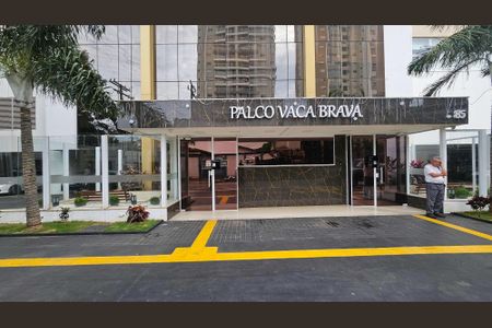 Apartamento para alugar com 98m², 3 quartos e 2 vagasFachada e portaria