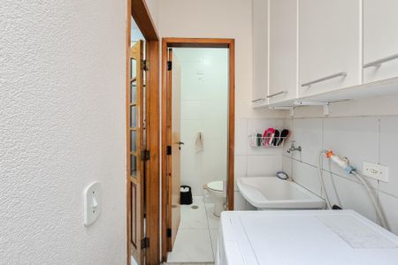 Apartamento à venda com 75m², 2 quartos e 2 vagas Apartamento à venda com 75m², 2 quartos e 2 vagasÁrea de Serviço