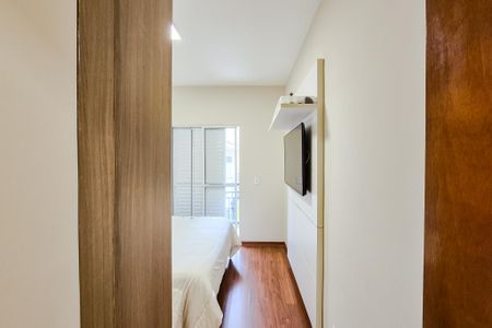 Apartamento à venda com 75m², 2 quartos e 2 vagas Apartamento à venda com 75m², 2 quartos e 2 vagasQuarto 1