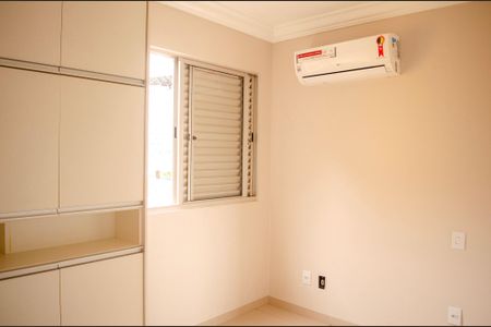 Apartamento para alugar com 70m², 2 quartos e 1 vaga