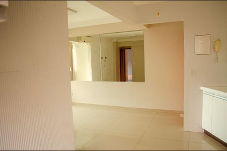 Apartamento para alugar com 2 quartos, 70m² em Jardim Goiás, Goiânia