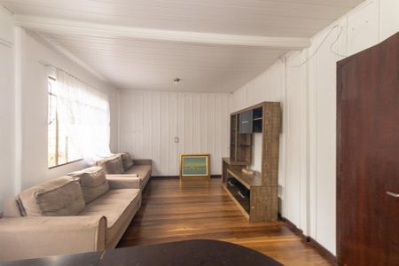 Sala de casa para alugar com 2 quartos, 80m² em Xaxim, Curitiba