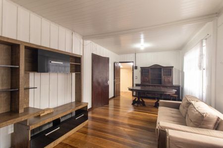 Sala de casa para alugar com 2 quartos, 80m² em Xaxim, Curitiba