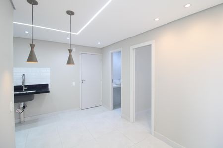 Sala de apartamento para alugar com 2 quartos, 34m² em Veleiros, São Paulo