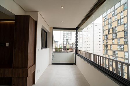 Studio para alugar com 42m², 1 quarto e sem vaga Studio para alugar com 42m², 1 quarto e sem vagaVaranda