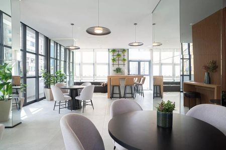 Studio para alugar com 42m², 1 quarto e sem vaga Studio para alugar com 42m², 1 quarto e sem vagaÁrea comum - Salão de festas