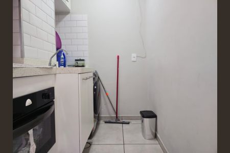 Apartamento para alugar com 37m², 2 quartos e 1 vaga Apartamento para alugar com 37m², 2 quartos e 1 vagaCozinha e Área de Serviço