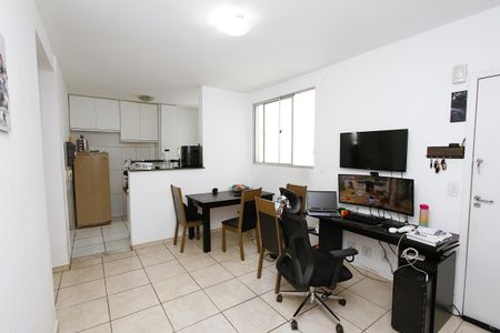 Sala de apartamento à venda com 2 quartos, 49m² em Camargos, Belo Horizonte