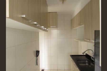 Apartamento para alugar com 50m², 3 quartos e sem vagaCozinha 