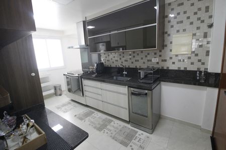 Apartamento para alugar com 117m², 4 quartos e 2 vagasCozinha - Armários