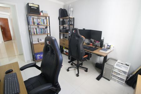 Apartamento para alugar com 117m², 4 quartos e 2 vagasQuarto 2